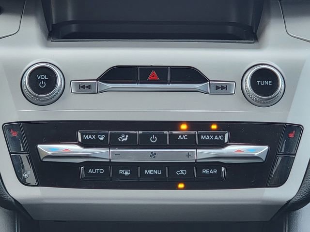 Certified 2023 Ford Explorer XLT w/ Equipment Group 202A AWD/4WD image 30