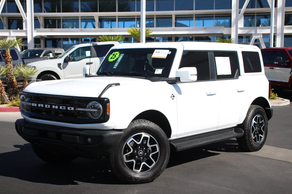 Certified 2025 Ford Bronco Outer Banks