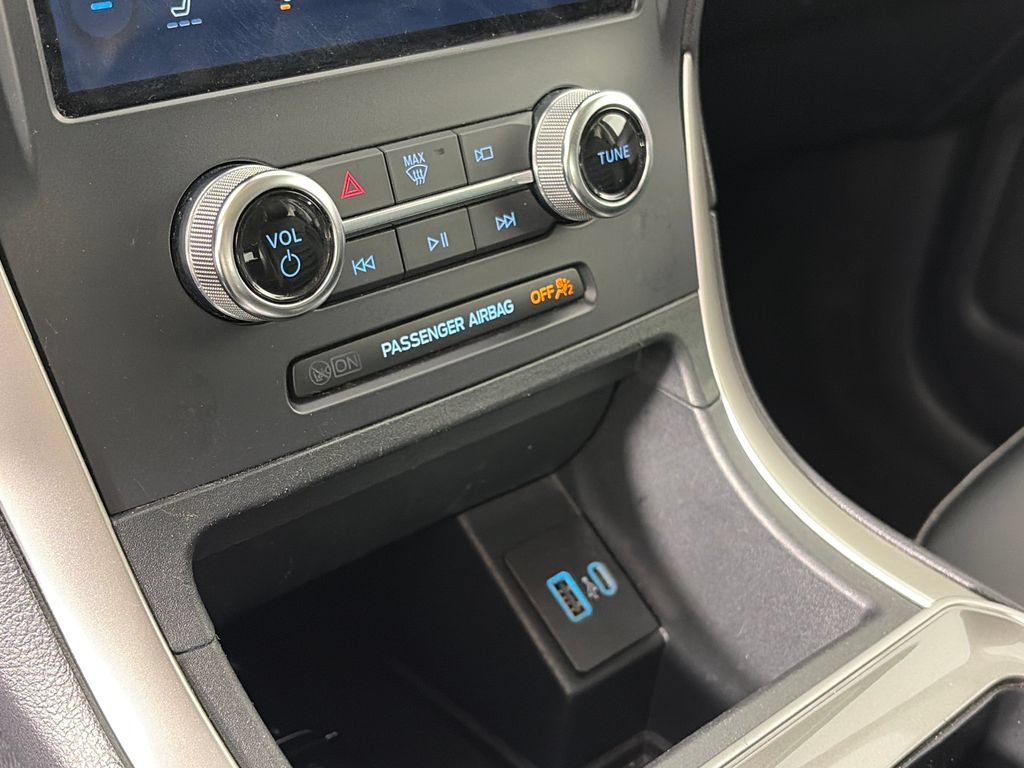 Certified 2024 Ford Edge SEL AWD/4WD image 21