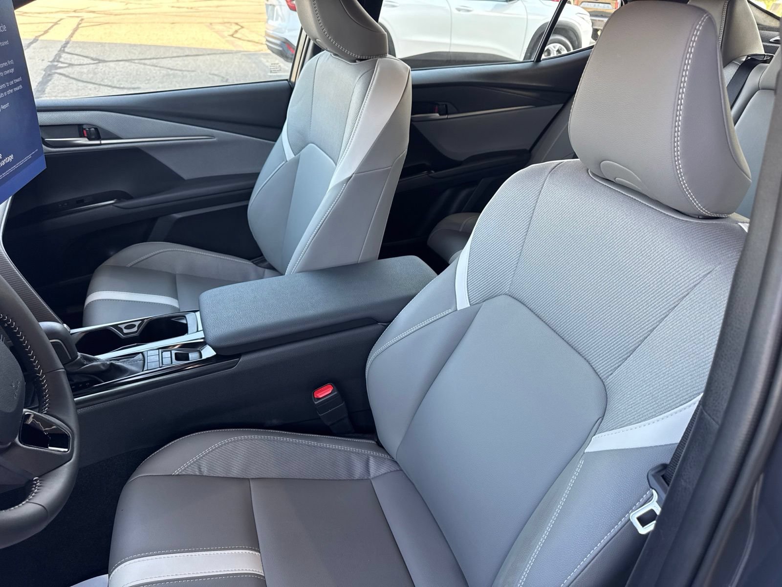 Used 2026 Toyota Camry SE w/ Convenience Package FWD image 22