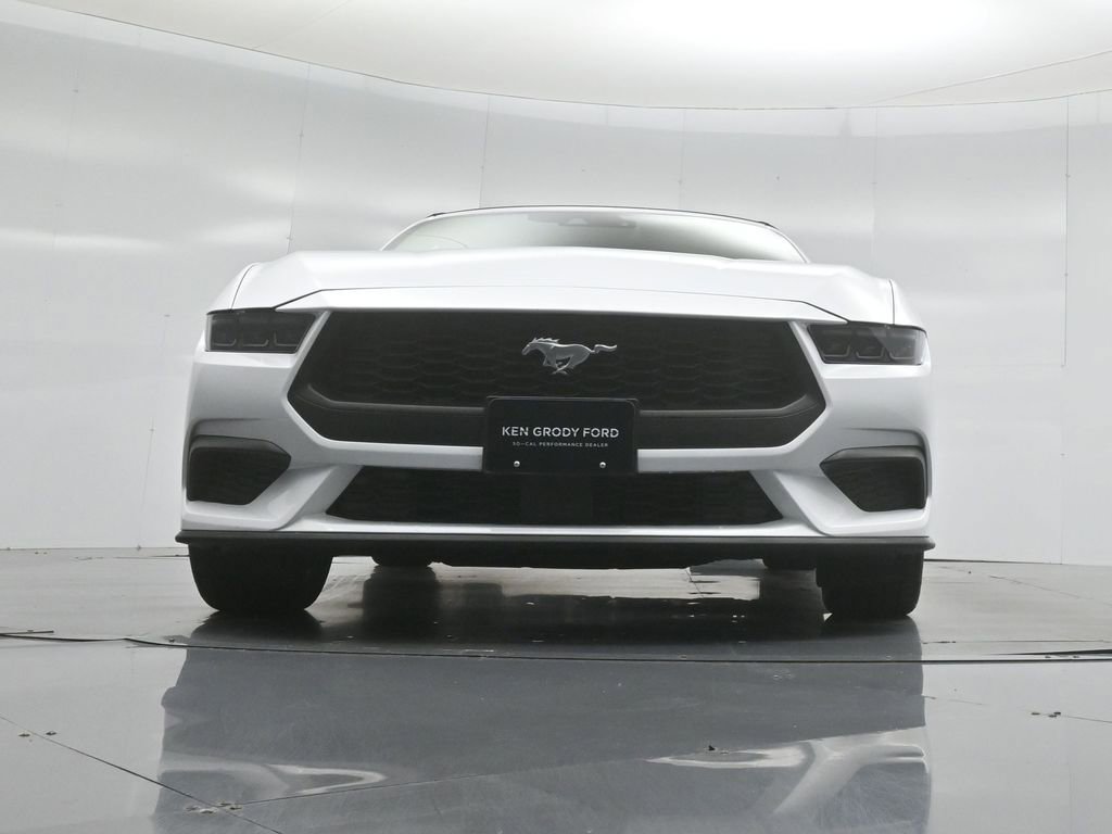 Certified 2025 Ford Mustang Premium RWD image 38