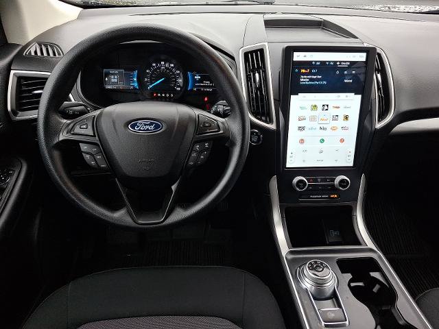Certified 2023 Ford Edge SE w/ Black Appearance Package AWD/4WD image 11