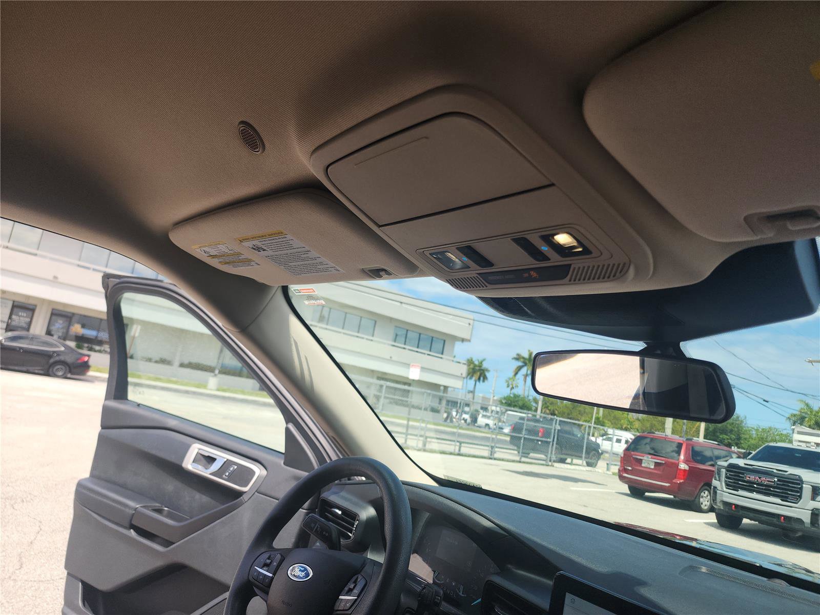 Certified 2021 Ford Explorer 2WD image 30