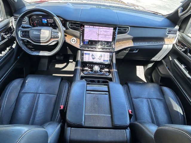 Used 2023 Jeep Grand Wagoneer Series II AWD/4WD image 5