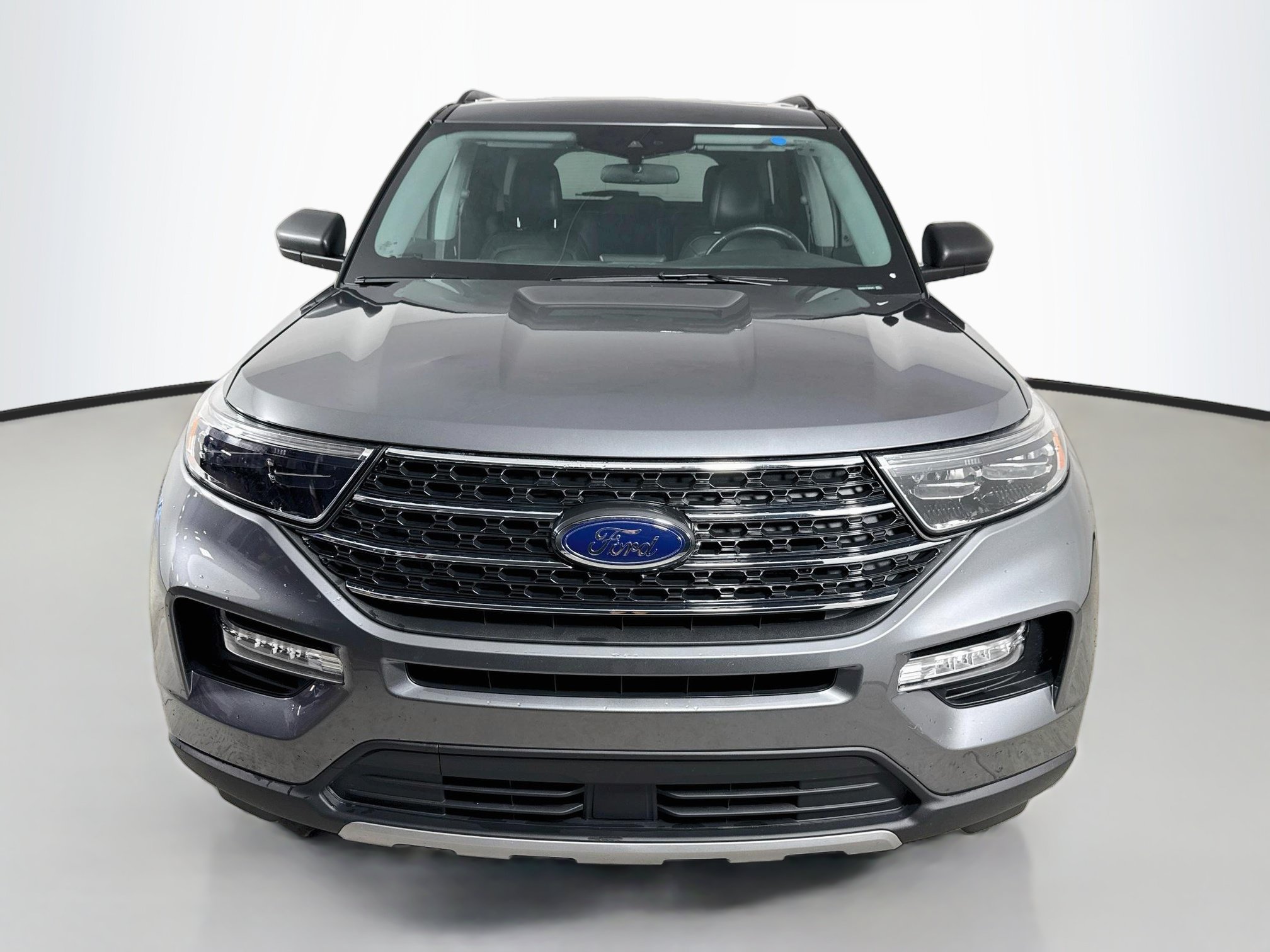 Certified 2023 Ford Explorer XLT w/ Equipment Group 202A AWD/4WD image 7