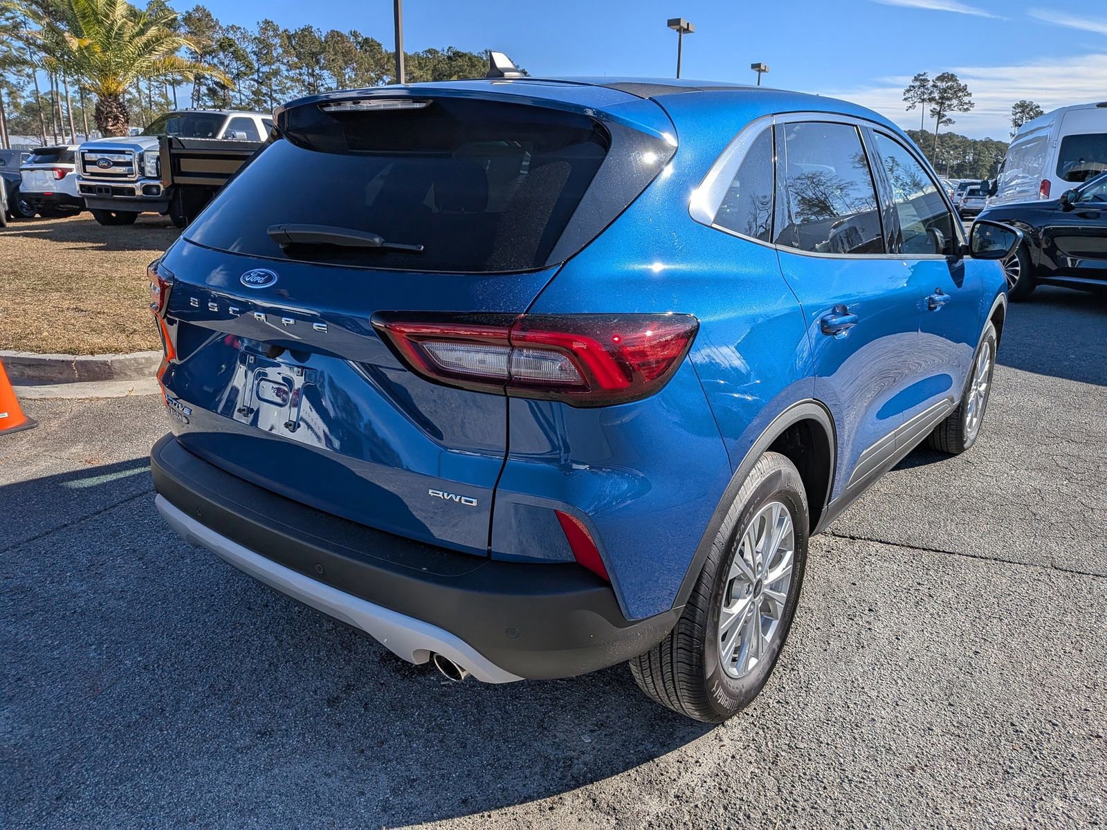 Certified 2023 Ford Escape Active w/ Tech Pack #2 image 5