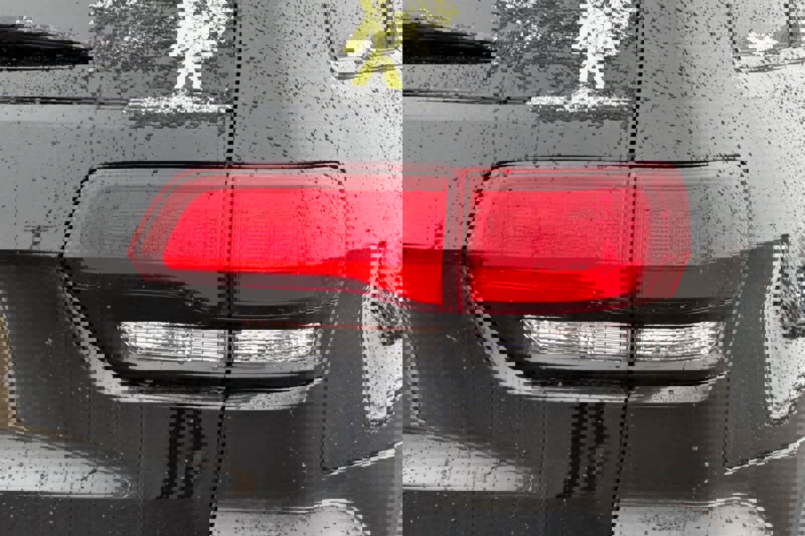 Used 2019 Jeep Grand Cherokee Altitude image 28