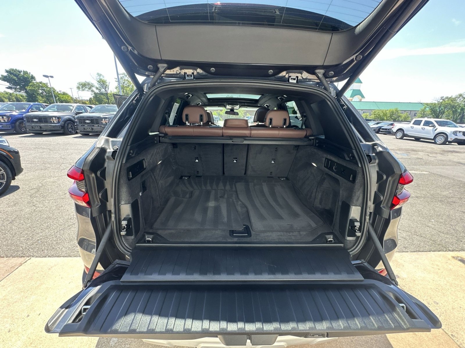 Used 2022 BMW X5 xDrive40i AWD/4WD image 34