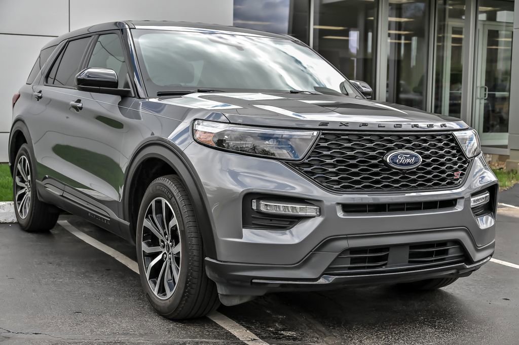 Certified 2022 Ford Explorer ST AWD/4WD image 12