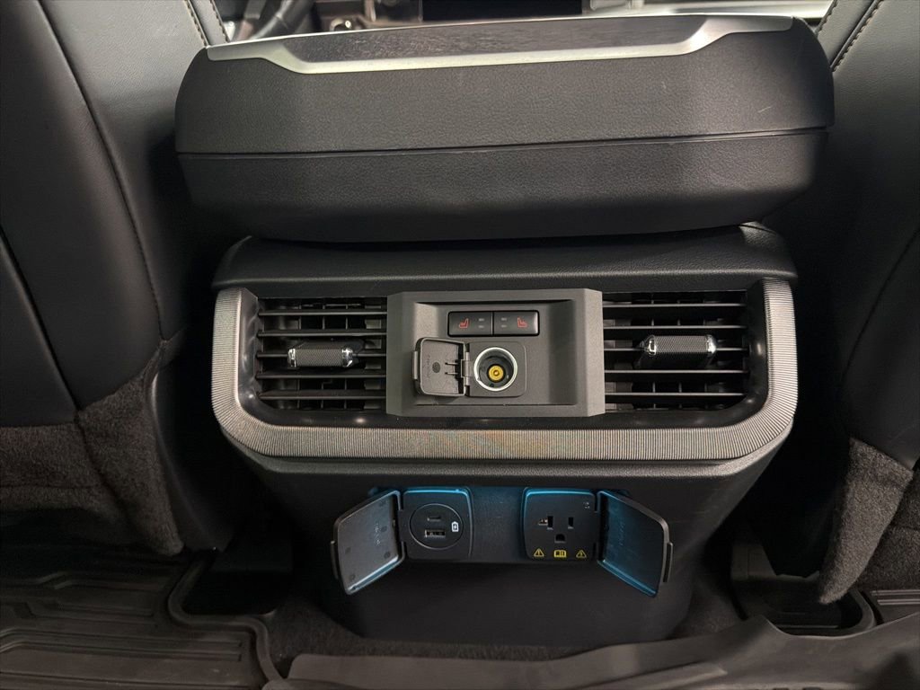 Certified 2023 Ford F150 Platinum w/ FX4 Off-Road Package AWD/4WD image 11