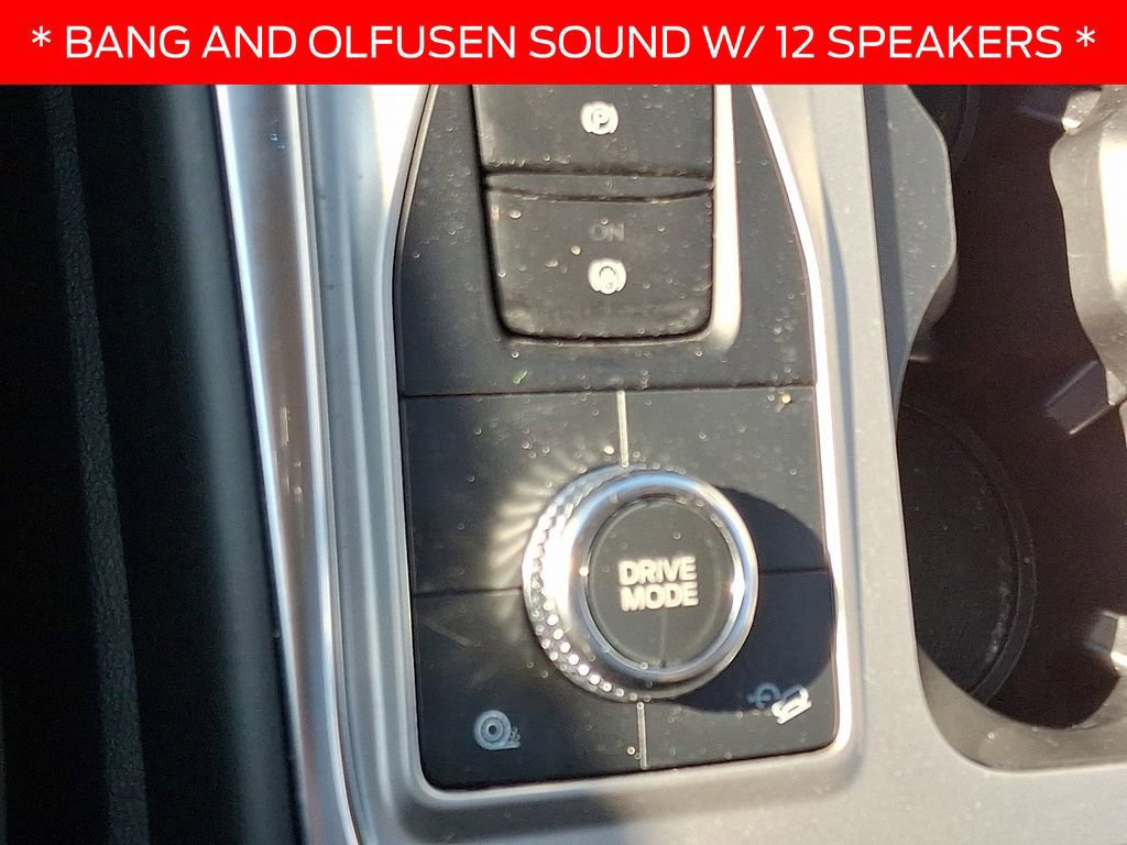 Certified 2022 Ford Explorer Limited w/ Equipment Group 301A image 28