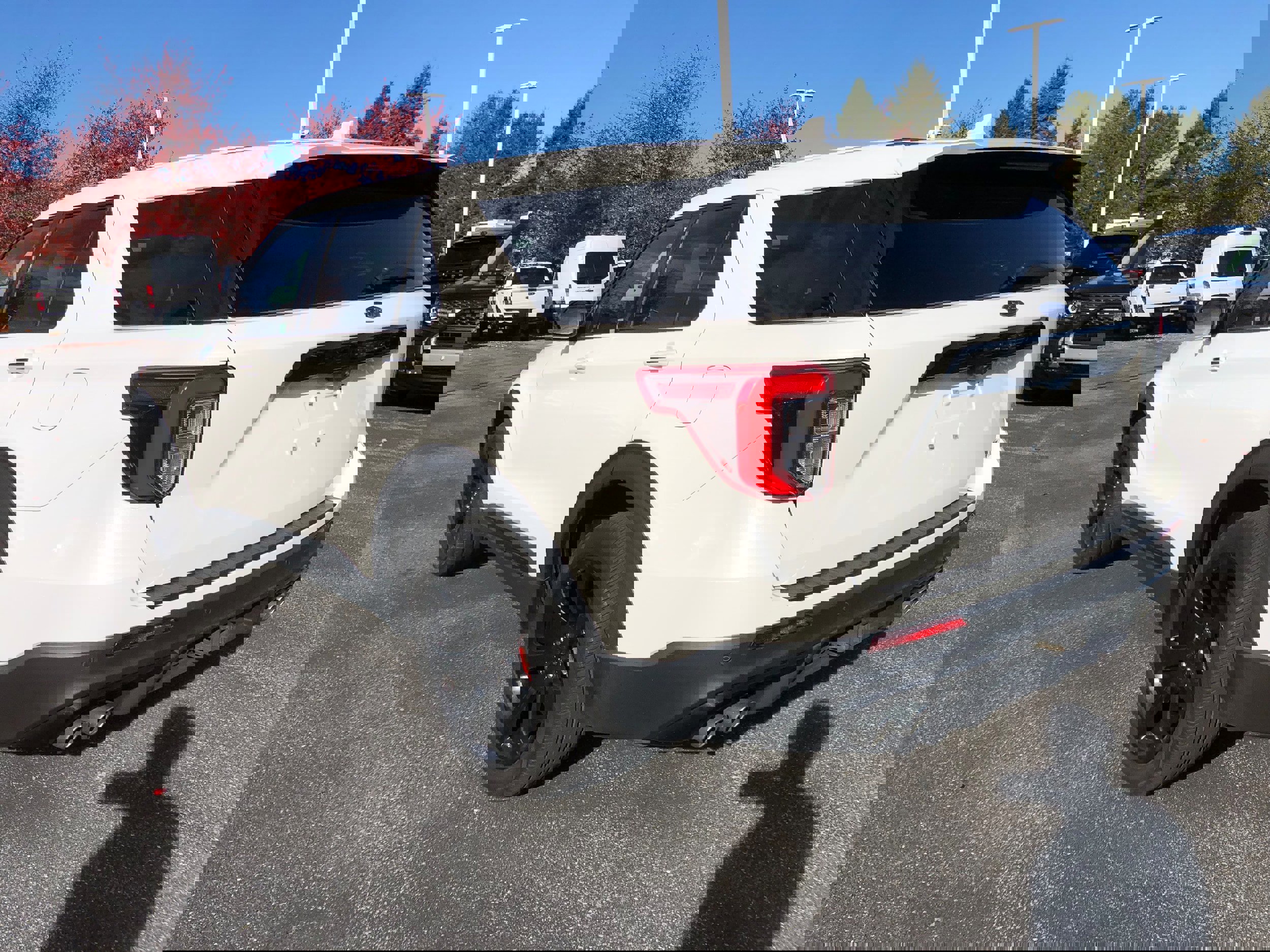 Certified 2022 Ford Explorer ST w/ Equipment Group 401A image 5