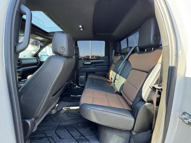 Used 2026 Chevrolet Silverado 1500 High Country w/ High Country Premium Package AWD/4WD image 14