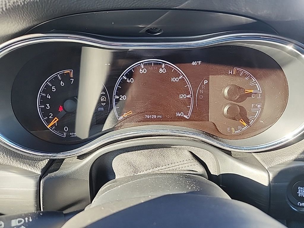 Used 2019 Jeep Grand Cherokee Laredo image 13