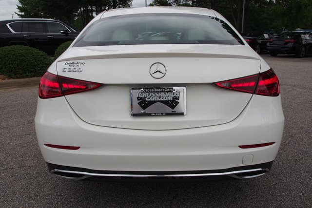 Used 2022 Mercedes-Benz C 300 Sedan image 7
