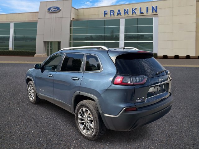 Used 2019 Jeep Cherokee Latitude Plus w/ Cold Weather Group AWD/4WD image 5