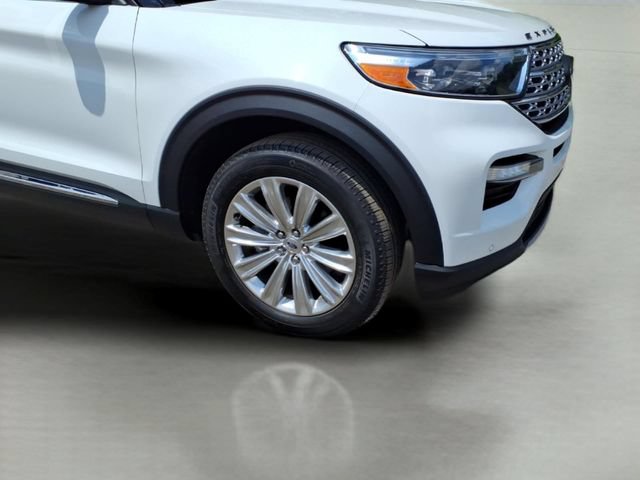 Certified 2021 Ford Explorer Limited w/ Equipment Group 301A AWD/4WD image 4