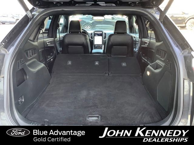 Certified 2022 Ford Edge ST image 23