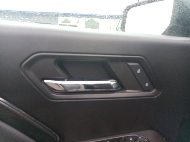 Used 2023 GMC Canyon AT4 image 22