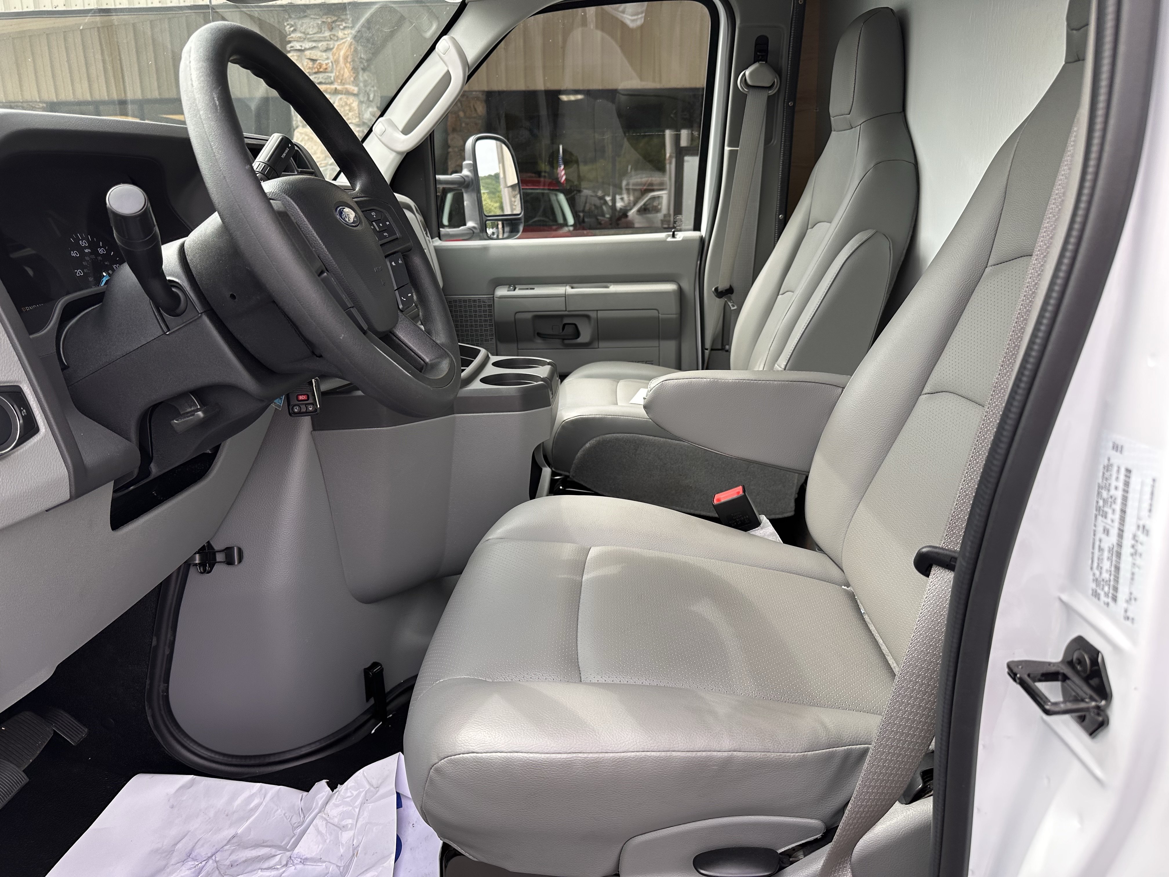 Certified 2026 Ford E-450 and Econoline 450 Super Duty w/ Power Equipment Group RWD image 10