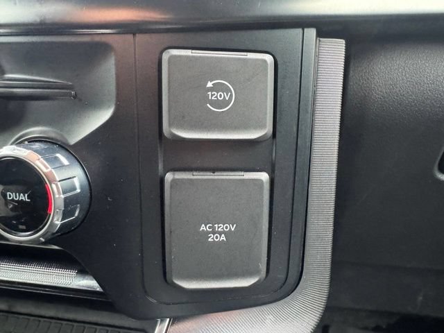 Certified 2023 Ford F150 Platinum w/ Equipment Group 701A High AWD/4WD image 32