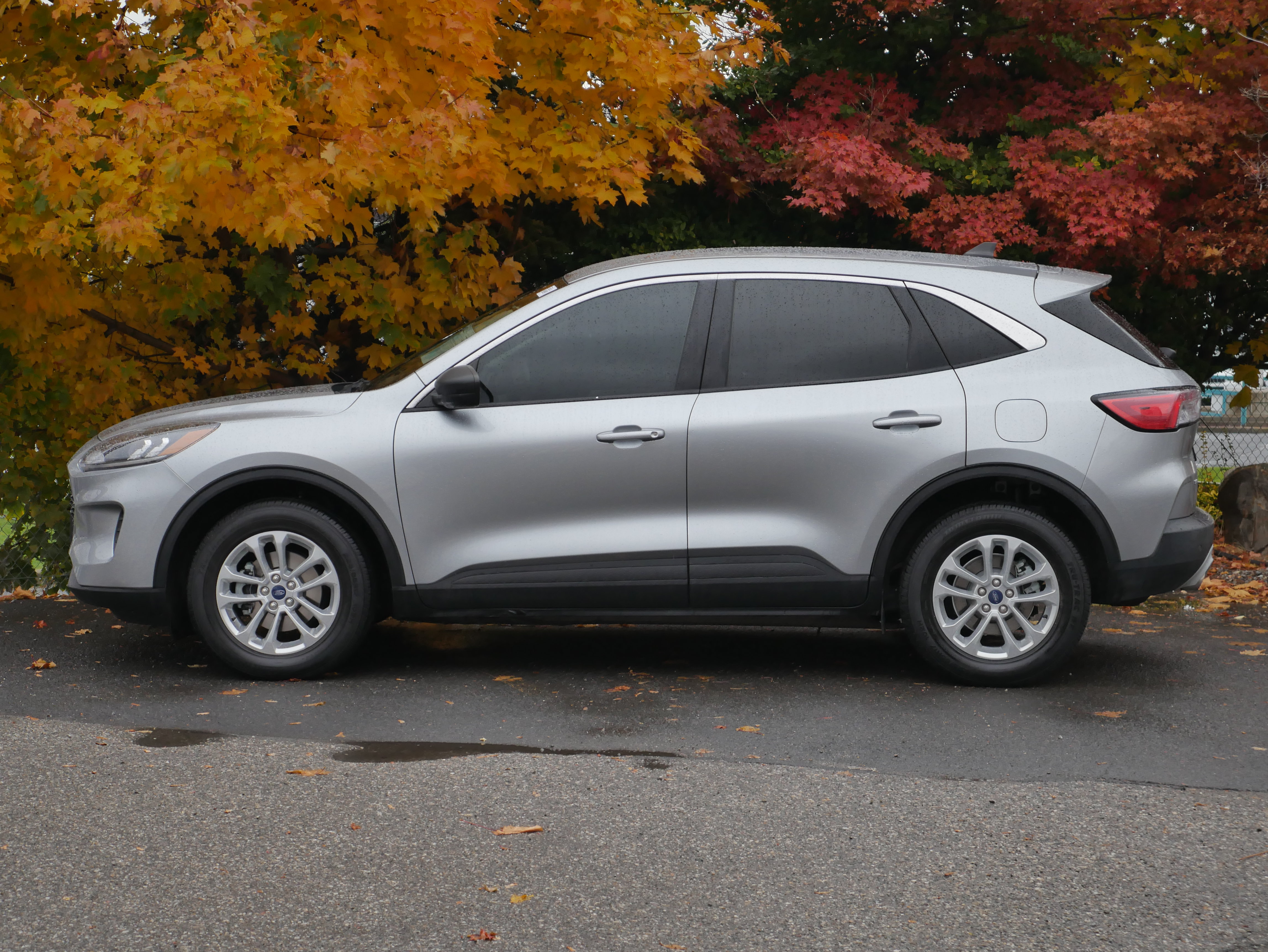 Certified 2022 Ford Escape SE AWD/4WD image 15