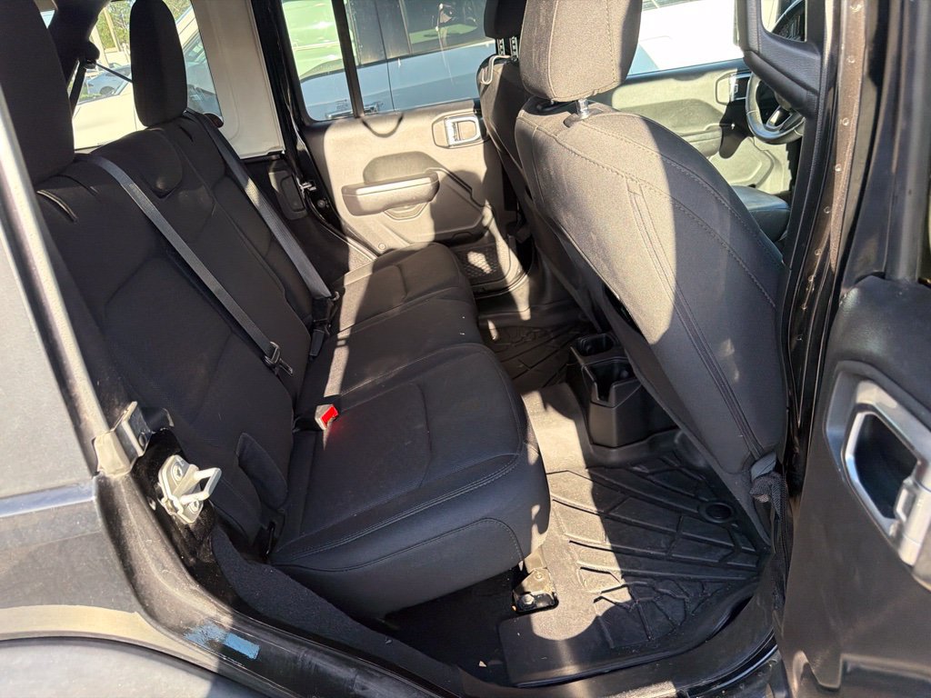 Used 2020 Jeep Wrangler Unlimited Sport S AWD/4WD image 17