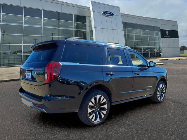 Certified 2025 Ford Expedition Platinum w/ Driver's Package AWD/4WD image 10
