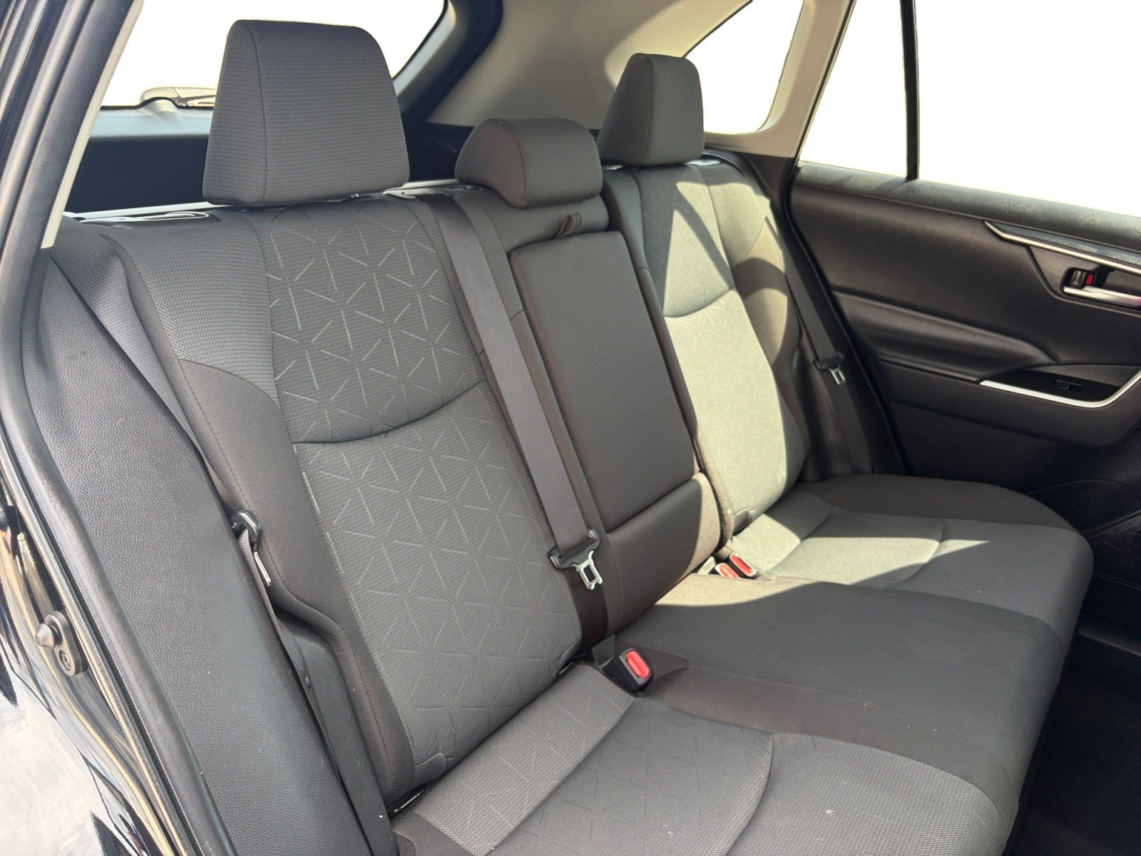 Used 2025 Toyota RAV4 XLE AWD/4WD image 22