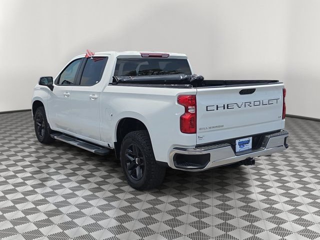 Used 2024 Chevrolet Silverado 1500 LT RWD image 4