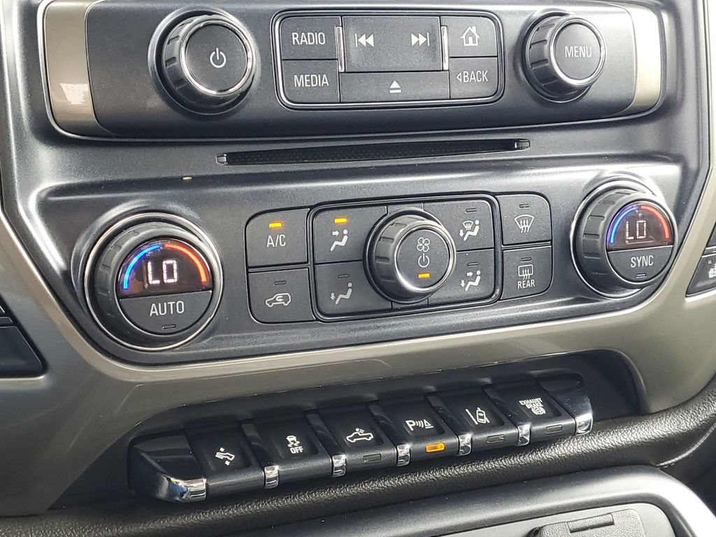 Used 2018 Chevrolet Silverado 2500 High Country w/ Duramax Plus Package AWD/4WD image 33