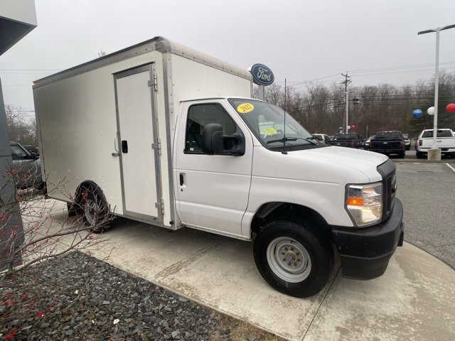 Certified 2022 Ford E-350 and Econoline 350 Super Duty image 8