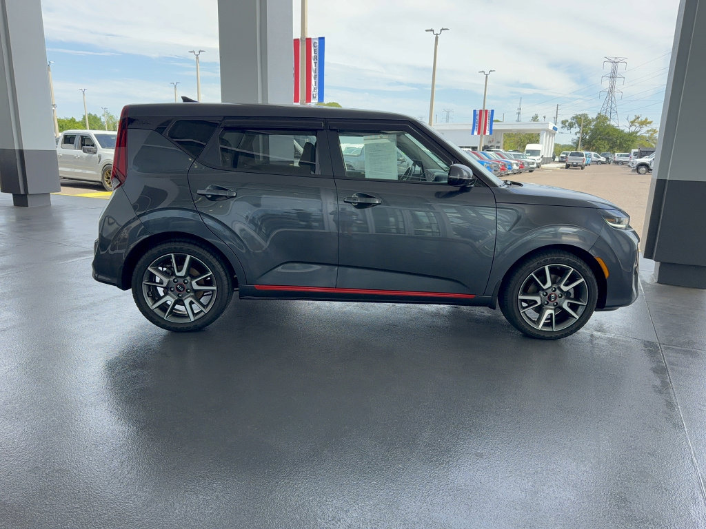 Used 2020 Kia Soul GT-Line Turbo FWD image 40