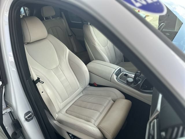 Used 2022 BMW X5 sDrive40i w/ Parking Assistance Package RWD image 28
