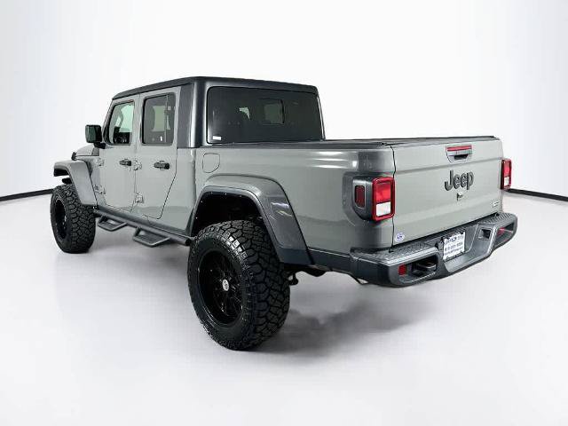 Used 2022 Jeep Gladiator Overland AWD/4WD image 4