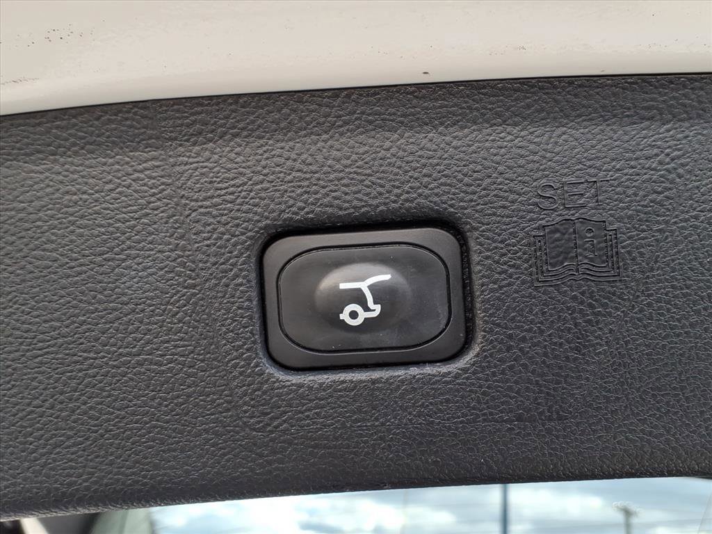 Certified 2024 Ford Edge ST-Line image 11