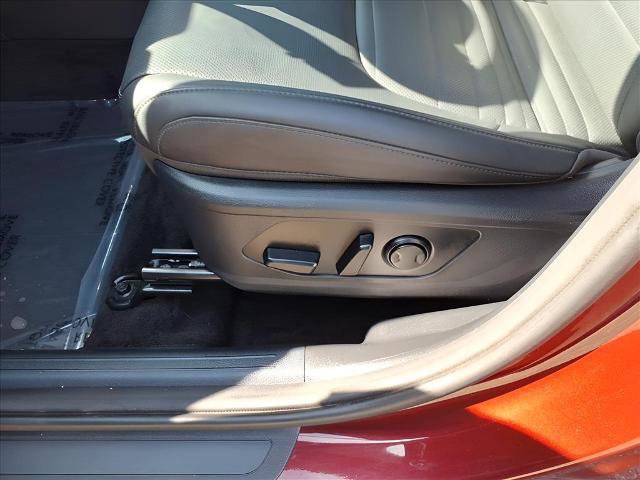 Used 2025 Kia Sportage SX Prestige image 24