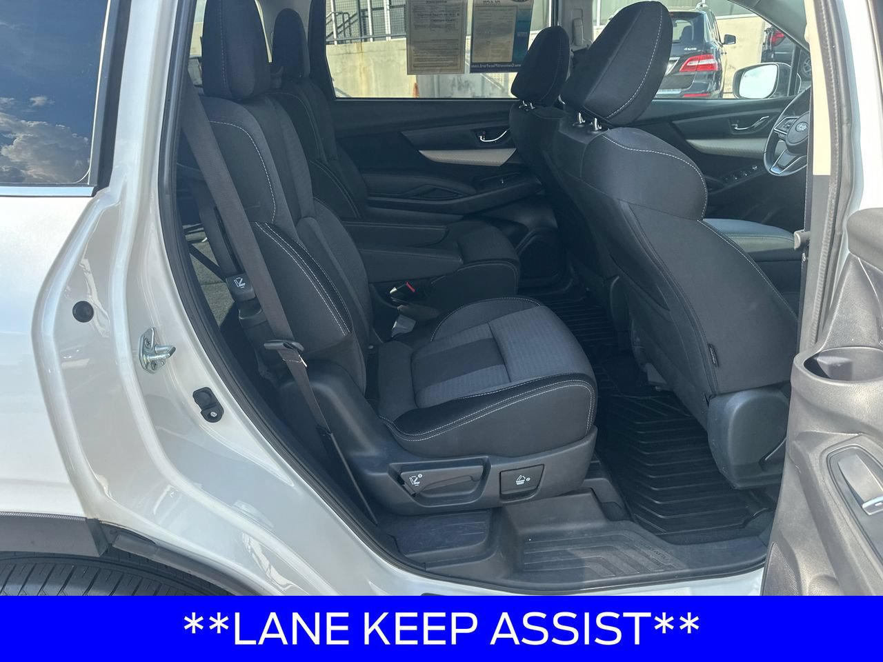 Used 2021 Subaru Ascent Premium w/ Convenience Package AWD/4WD image 17