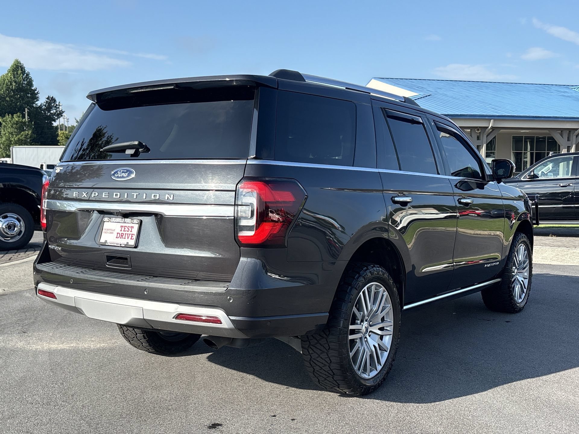 Certified 2024 Ford Expedition Platinum RWD image 27