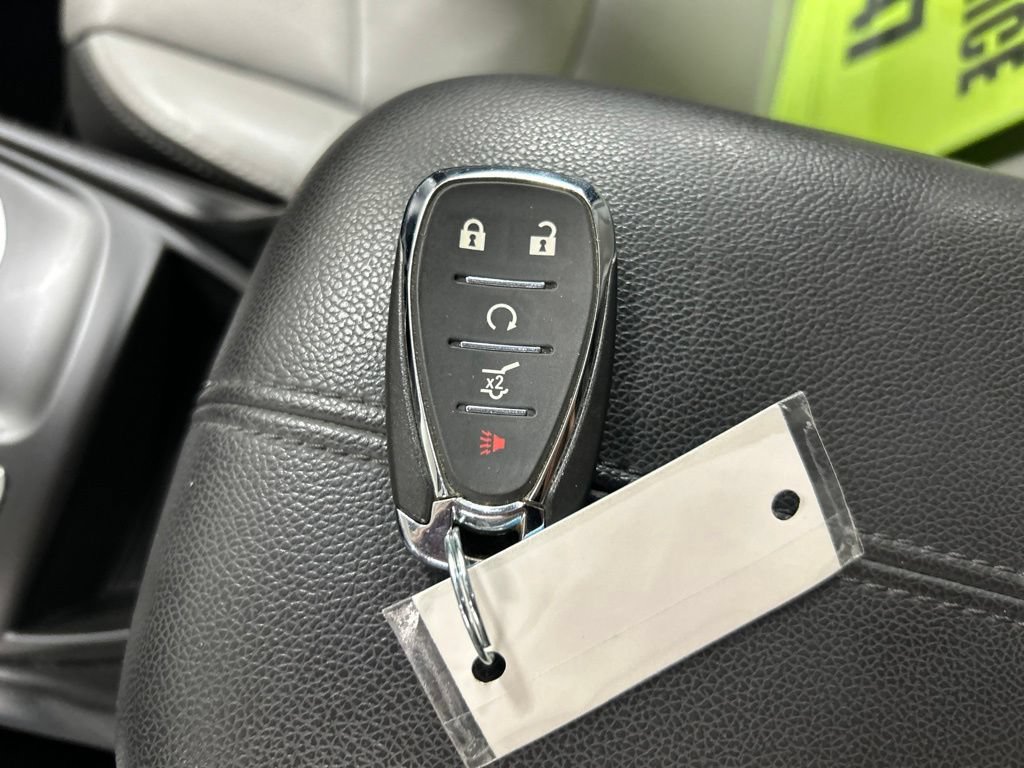 Used 2018 Chevrolet Equinox Premier FWD image 23