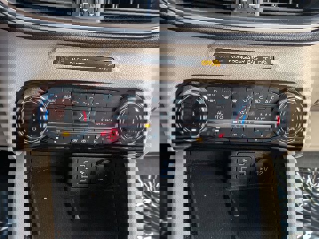 Certified 2022 Ford Escape SEL w/ Technology Package image 25