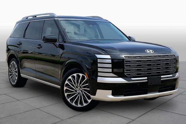 Used 2026 Hyundai Palisade Calligraphy FWD image 3