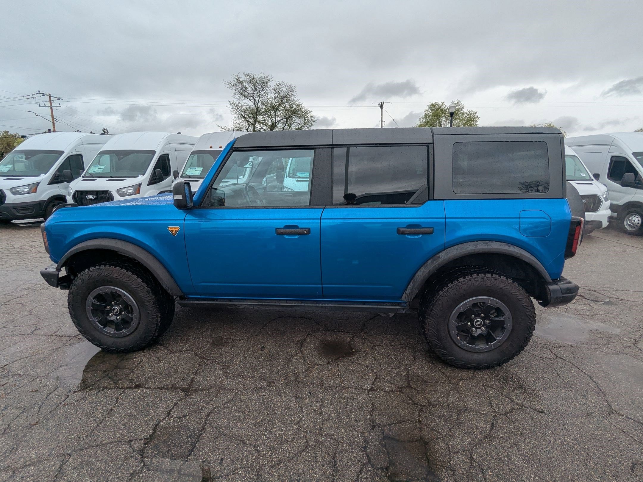 Certified 2023 Ford Bronco Badlands AWD/4WD image 11