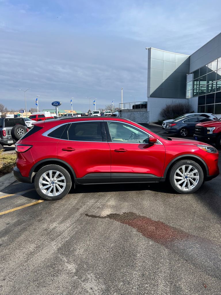 Certified 2021 Ford Escape Titanium w/ Titanium Elite Package image 2