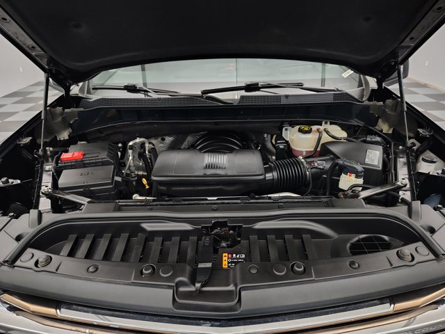 Used 2019 Chevrolet Silverado 1500 High Country w/ Technology Package AWD/4WD image 18