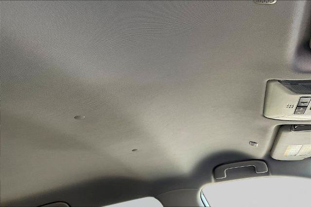 Used 2025 Toyota RAV4 XLE FWD image 28
