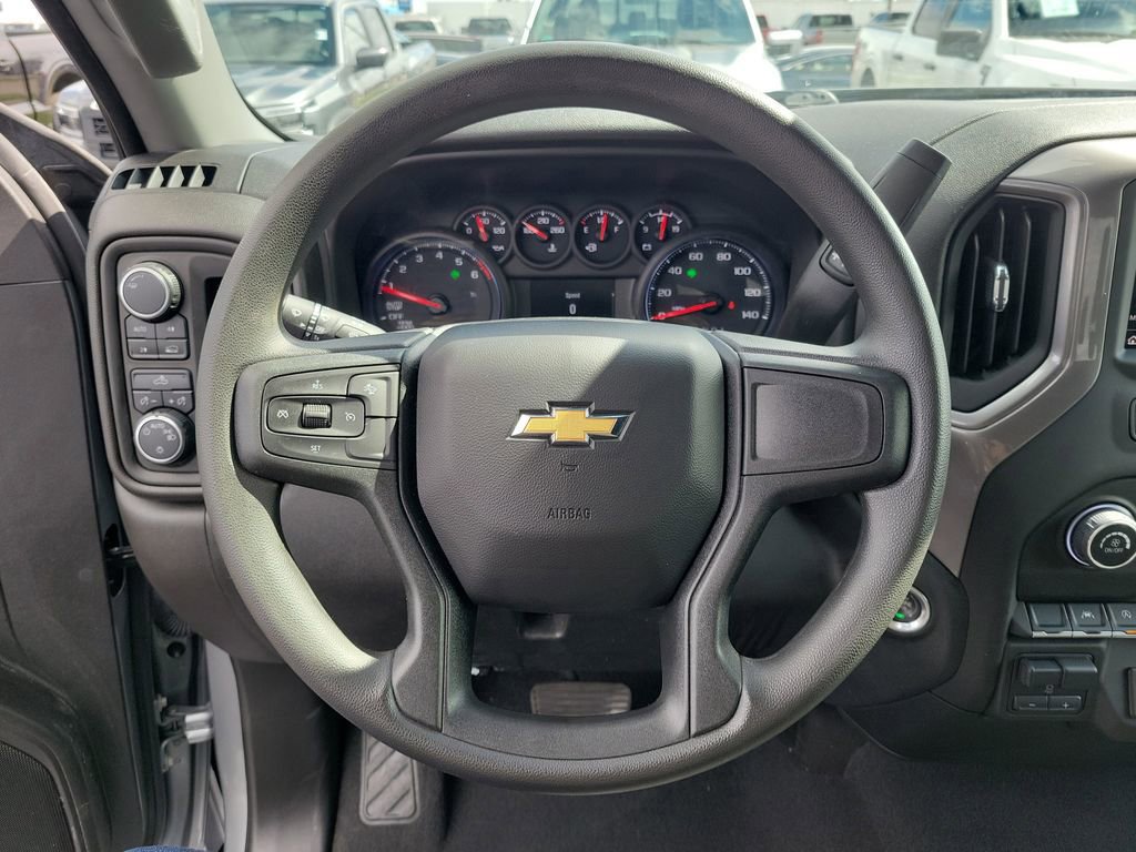 Used 2023 Chevrolet Silverado 1500 Custom image 23