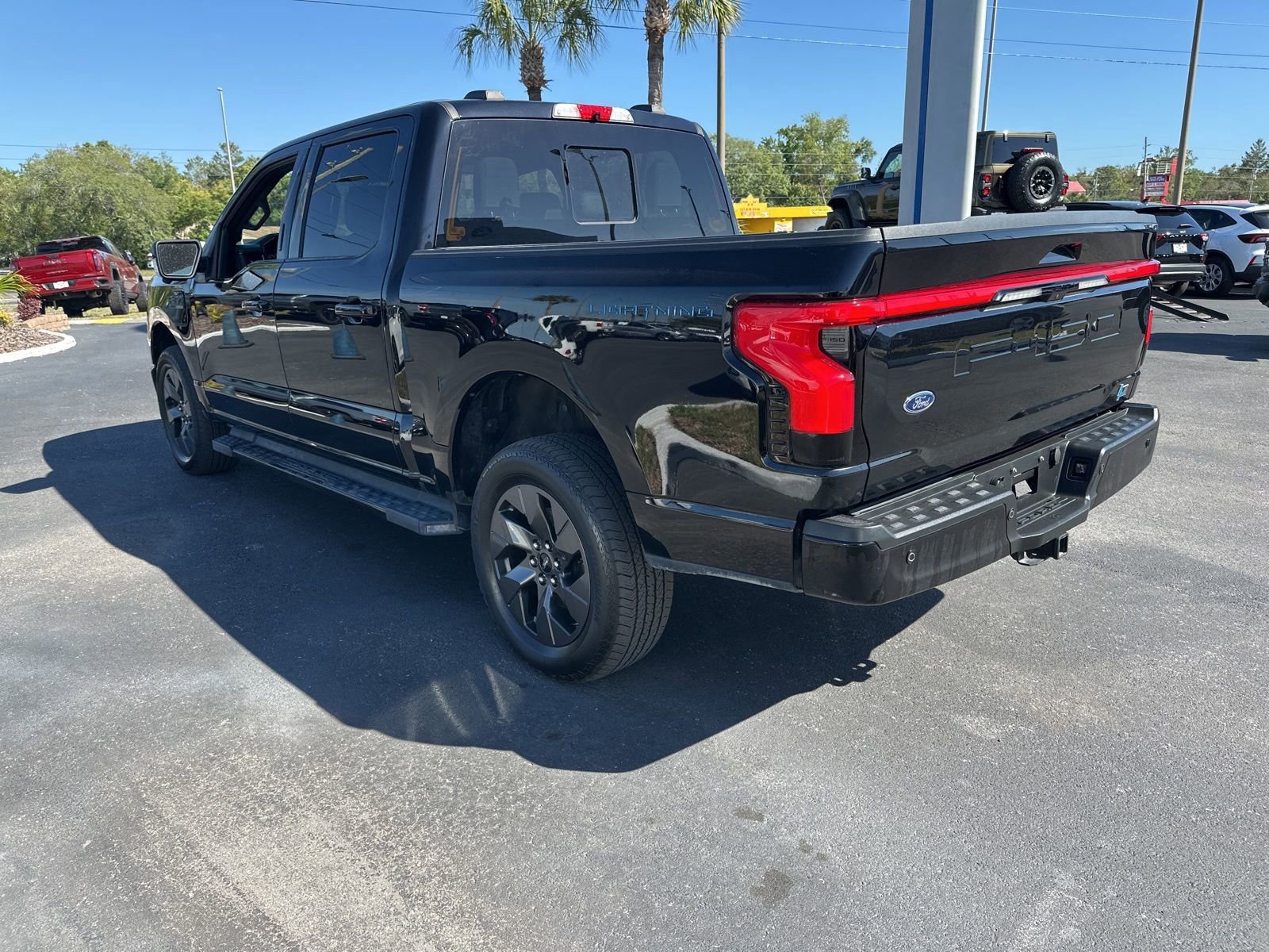 Certified 2023 Ford F150 Lightning Lariat w/ Tow Technology Package AWD/4WD image 6