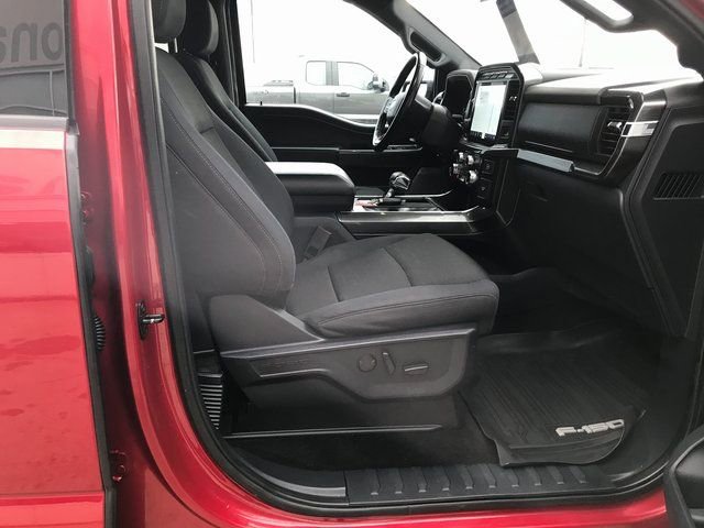 Certified 2022 Ford F150 XLT w/ Equipment Group 302A High image 17
