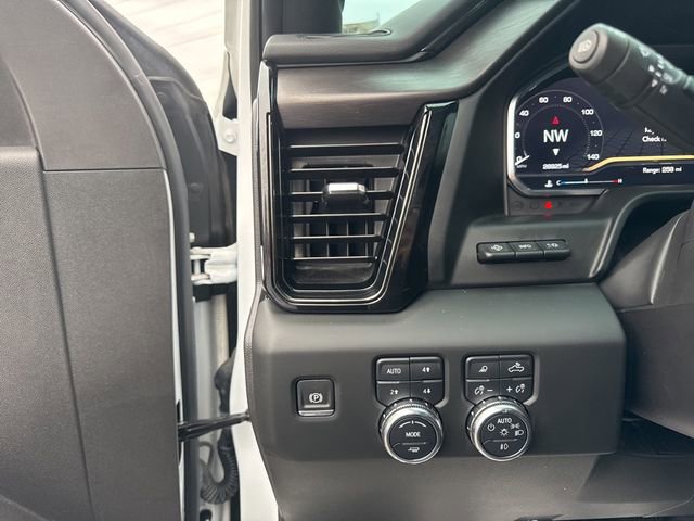 Used 2024 GMC Sierra 1500 AT4X w/ AT4X AEV Edition AWD/4WD image 12